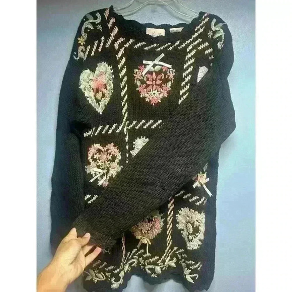 VTG 90s Kathie Lee Black Sweater Heart Embroidered Hand Knit cottagecore Small - Picture 5 of 9